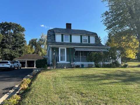 33 Maple Rd, Franklin, NJ 07416