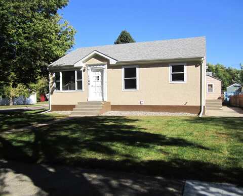 1108 Beach Ave SE, Huron, SD 57350