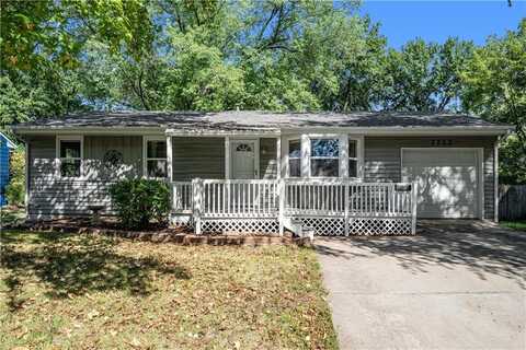 7722 NE 55th Street, Kansas City, MO 64119