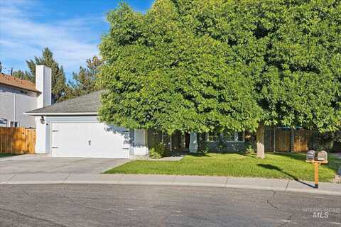 2418 N Valmet Ave, Meridian, ID 83646