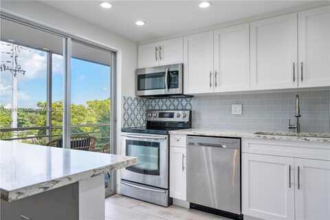1750 NE 115th St, Miami, FL 33181