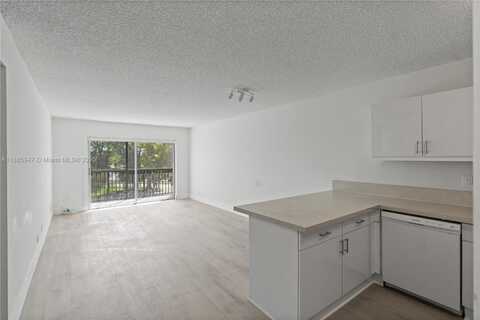 8005 Lake Dr, Doral, FL 33166