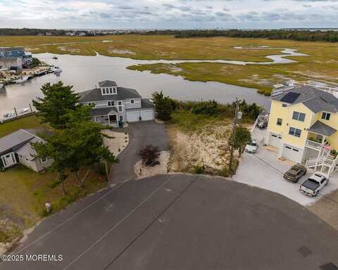 733 Twin Lakes Boulevard, Little Egg Harbor, NJ 08087