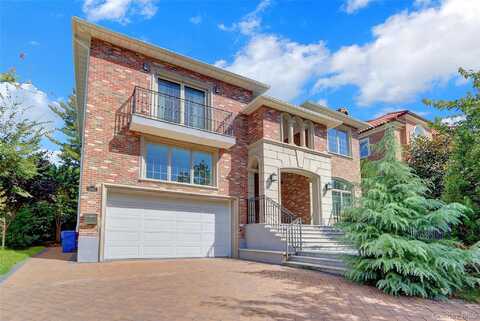 50-43 Morenci Lane, Little Neck, NY 11362