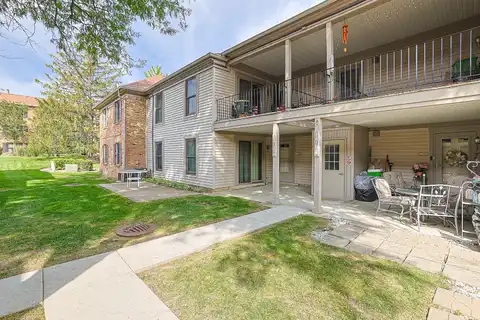 1704 Fayette Walk, Hoffman Estates, IL 60169