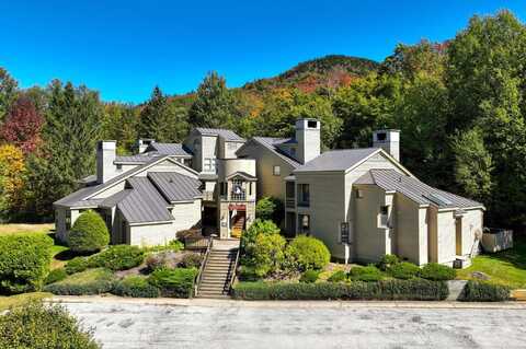 106 Fox Hollow Village, Mendon, VT 05701