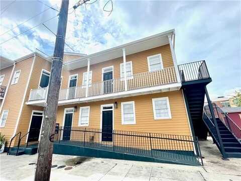 1039 MARAIS Street, New Orleans, LA 70116