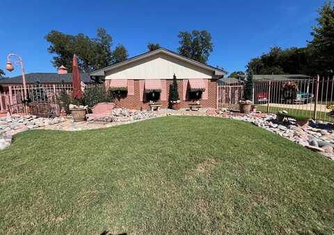 2821 W Cavett Drive, Shreveport, LA 71104