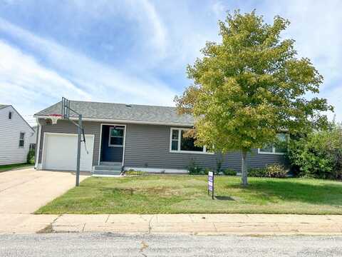 1116 Nixon Drive, Norton, KS 67654