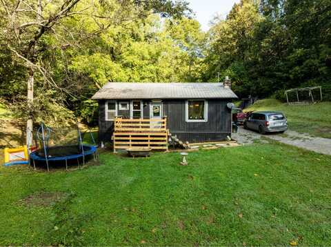 2120 Jackson Hollow Road, Burkesville, KY 42717
