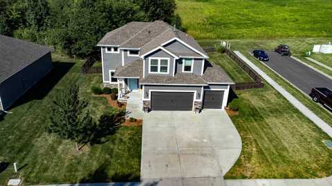 1302 Silhouette Drive, Kearney, MO 64060