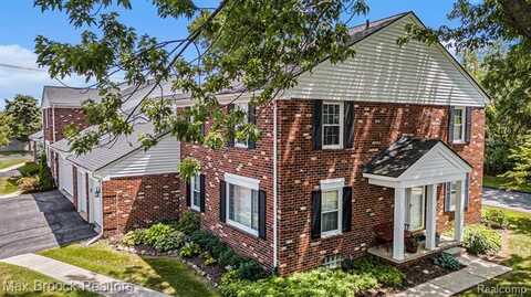1564 Georgetown Place, Bloomfield Hills, MI 48304