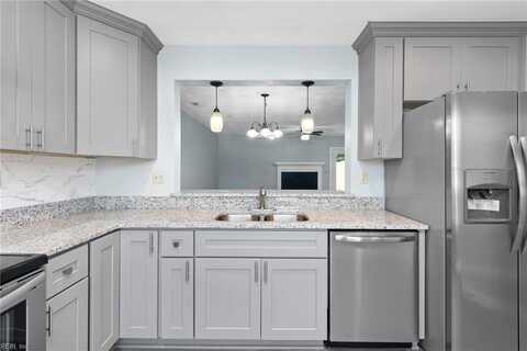 914 Jay Are Court, Virginia Beach, VA 23462