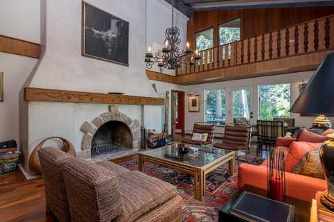 100 Camas Lane, Ketchum, ID 83340
