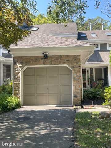24 GINGER COURT, PRINCETON, NJ 08540
