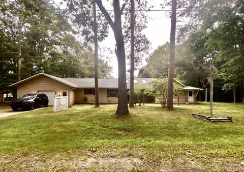 2804 Gladstone, Gladstone, MI 49837
