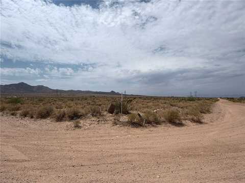 E Huntington Avenue lot: 32, Kingman, AZ 86401