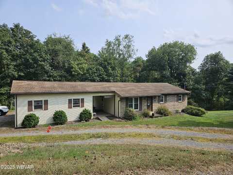40 HILLCREST Drive, Montoursville, PA 17754