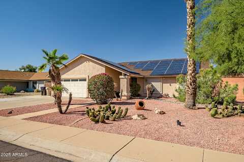 8102 W WINDROSE Drive, Peoria, AZ 85381