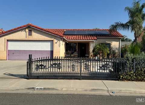419 Catalina Place, Delano, CA 93215