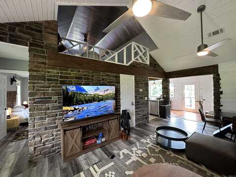 896 Vaughn, Glenwood, AR 71943