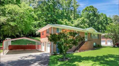 425 Lullwater Road, Chattanooga, TN 37405