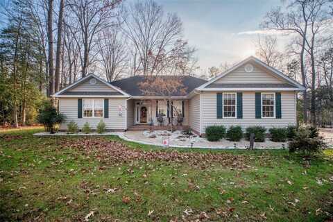 68 Oyster Cove Landing, Hartfield, VA 23071