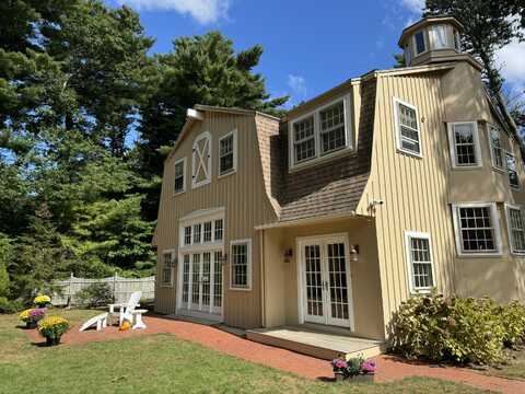 70 North Road, Pocasset, MA 02559