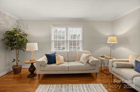 910 Mcalway Road, Charlotte, NC 28211