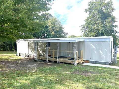 3674 L R Walker Road, Morganton, NC 28655