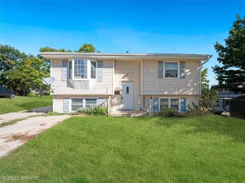 415 W Summit Street, Winterset, IA 50273