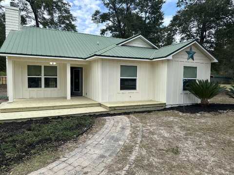 218 Sparkleberry Lane, Freeport, FL 32439