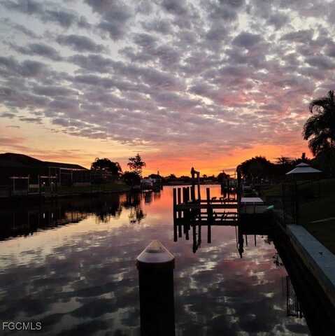 309 SE 28th Terrace, Cape Coral, FL 33904