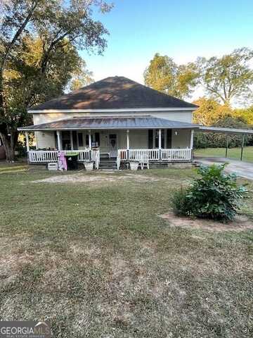30 S 8th, Woodland, GA 31836