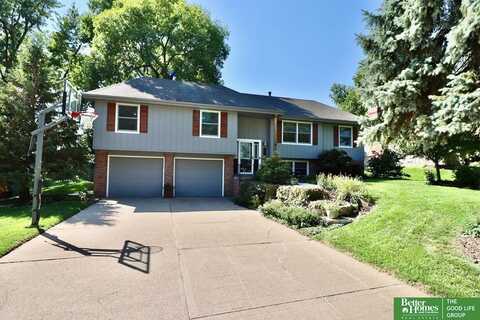 912 S 130th Street, Omaha, NE 68154