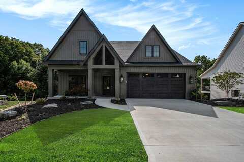 8513 Ravinewood Court, Jenison, MI 49428