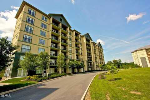 124 Plaza Drive unit: 2403, Pigeon Forge, TN 37863