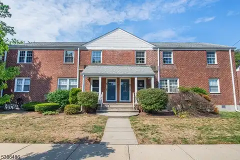 110 Darwin Ave, Rutherford Boro, NJ 07070