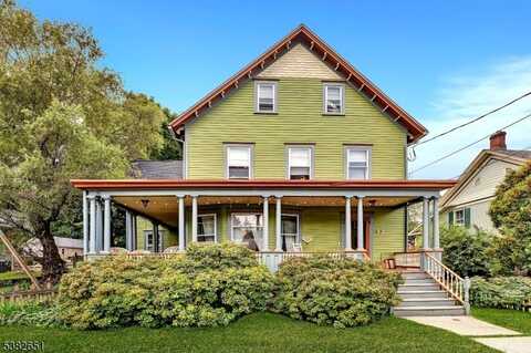33 Main St, Califon, NJ 07830