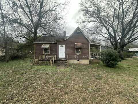 924 Waterworks Rd, Columbus, MS 39701