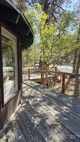 1 Hidden Way, Lowman, ID 83637