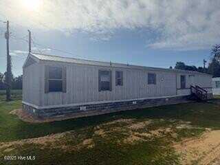 3745 Burgaw Highway, Jacksonville, NC 28540
