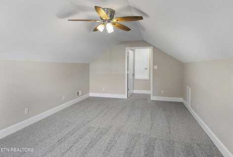 2405 Ashbridge Lane, Knoxville, TN 37932