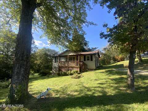 139 Stephens Rd, Rocky Top, TN 37769