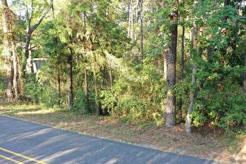 403 Service Road, Laurel, MS 39443