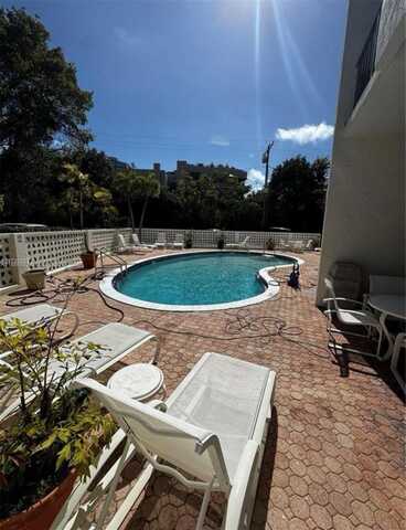 77 Crandon Blvd, Key Biscayne, FL 33149