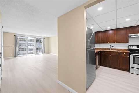 16740 NE 9th Ave, North Miami Beach, FL 33162