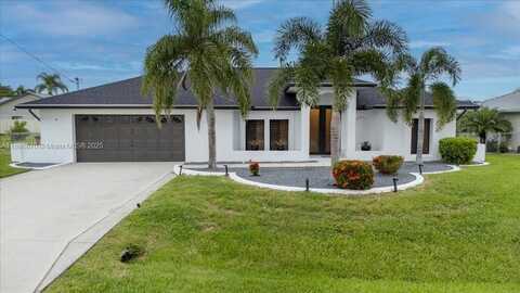 3728 SE 18TH AVE, Other City - In The State Of Florida, FL 33904