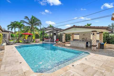9796 NW 28th Ter, Doral, FL 33172