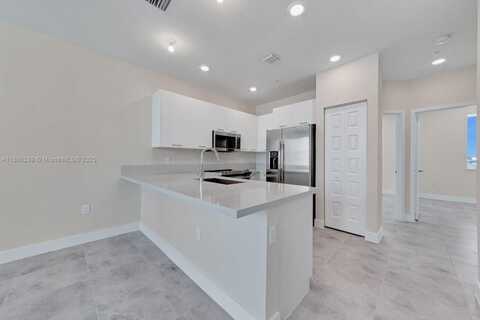 6420 NW 102nd Path, Doral, FL 33178